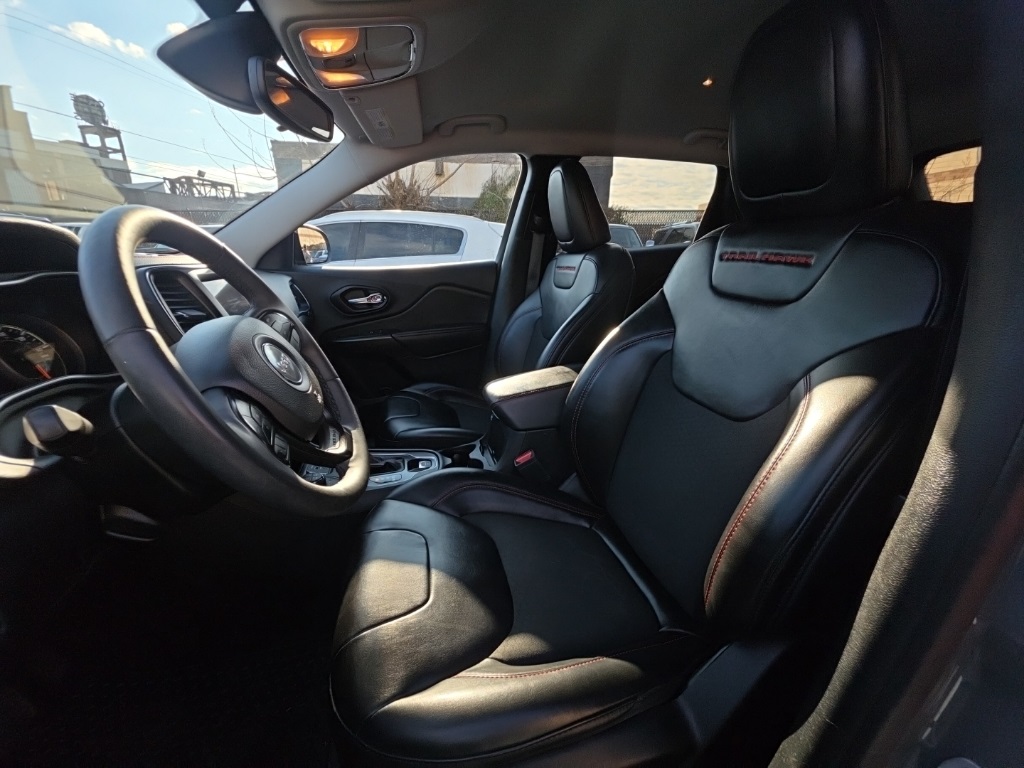 used 2022 Jeep Cherokee car, priced at $19,895