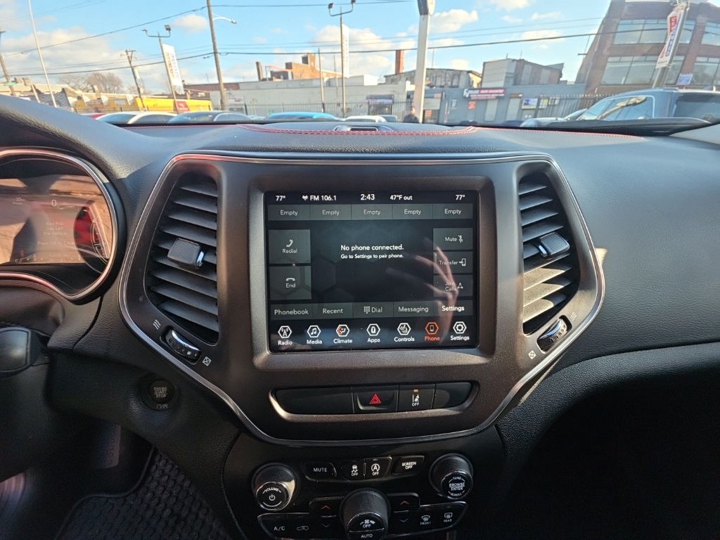 used 2022 Jeep Cherokee car, priced at $19,895