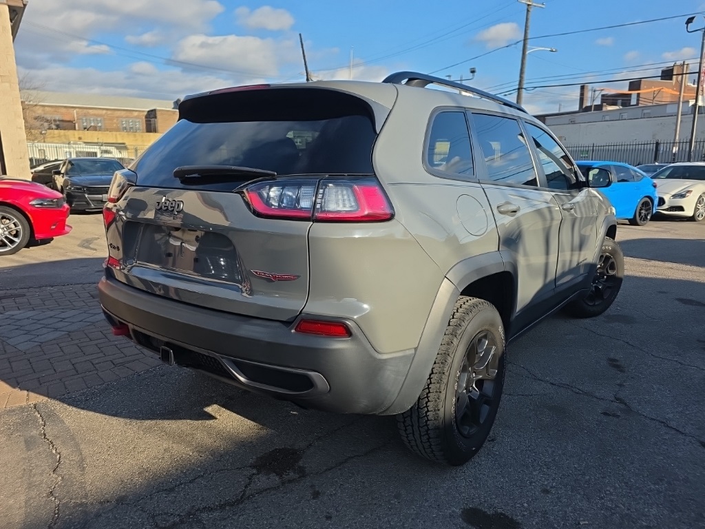 used 2022 Jeep Cherokee car, priced at $19,895
