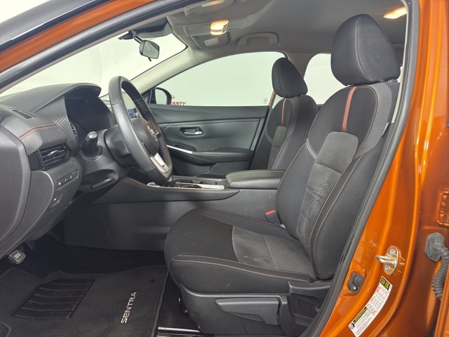 2023 Monarch Orange Metallic/Super Black Nissan Sentra SR FWD Sedan
