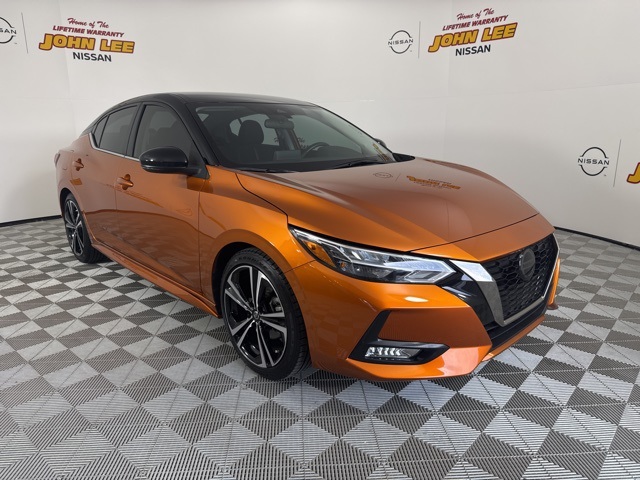 2023 Monarch Orange Metallic/Super Black Nissan Sentra SR FWD Sedan