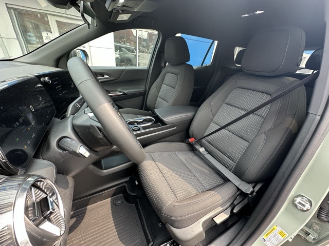 2026 Chevrolet Equinox LT photo 11