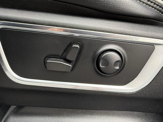 used 2025 Ram 1500 car, priced at $40,537