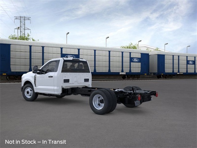 2026 Ford F-350 photo 4