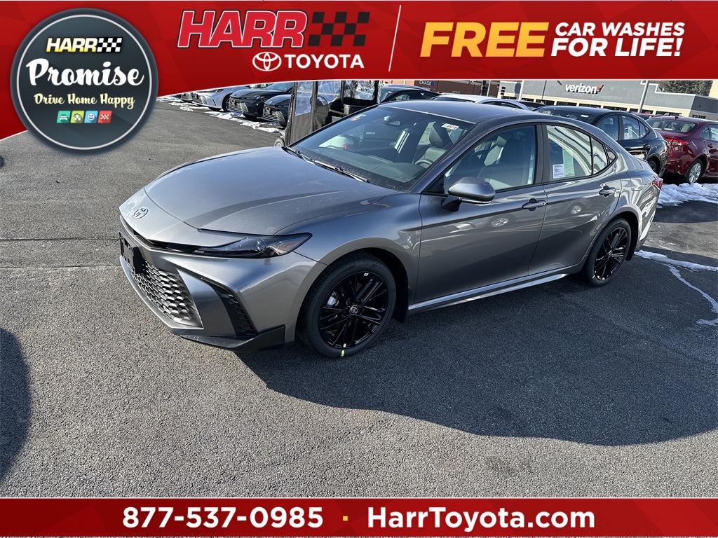 2026 Toyota Camry SE's photo