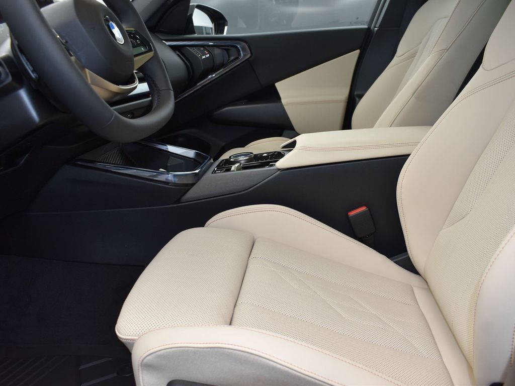 2025 Black Sapphire Metallic BMW X3 30 xDrive AWD SUV