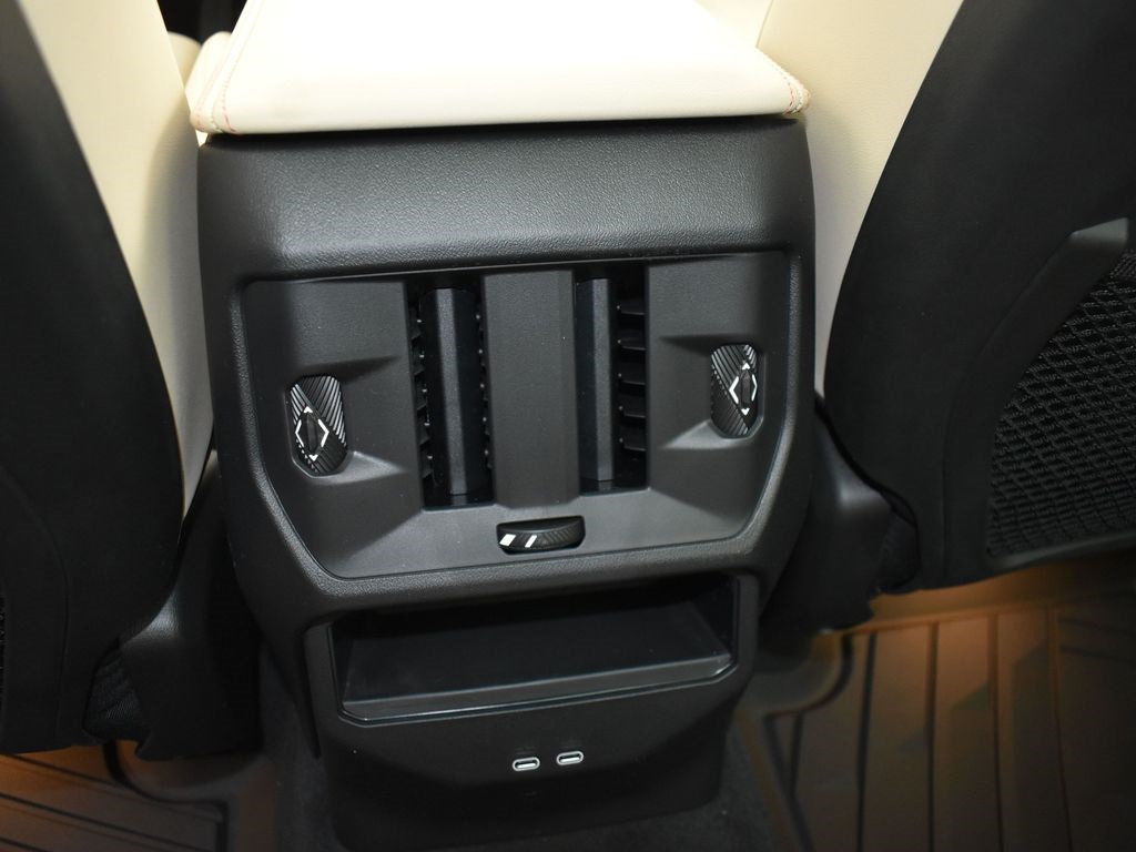2025 Black Sapphire Metallic BMW X3 30 xDrive AWD SUV