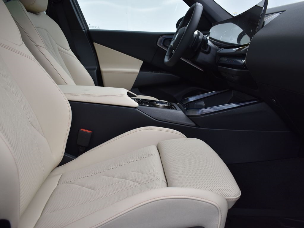 2025 Black Sapphire Metallic BMW X3 30 xDrive AWD SUV