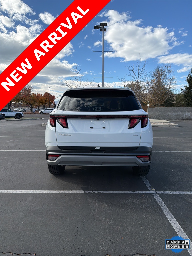 2025 Hyundai Tucson SEL photo 2