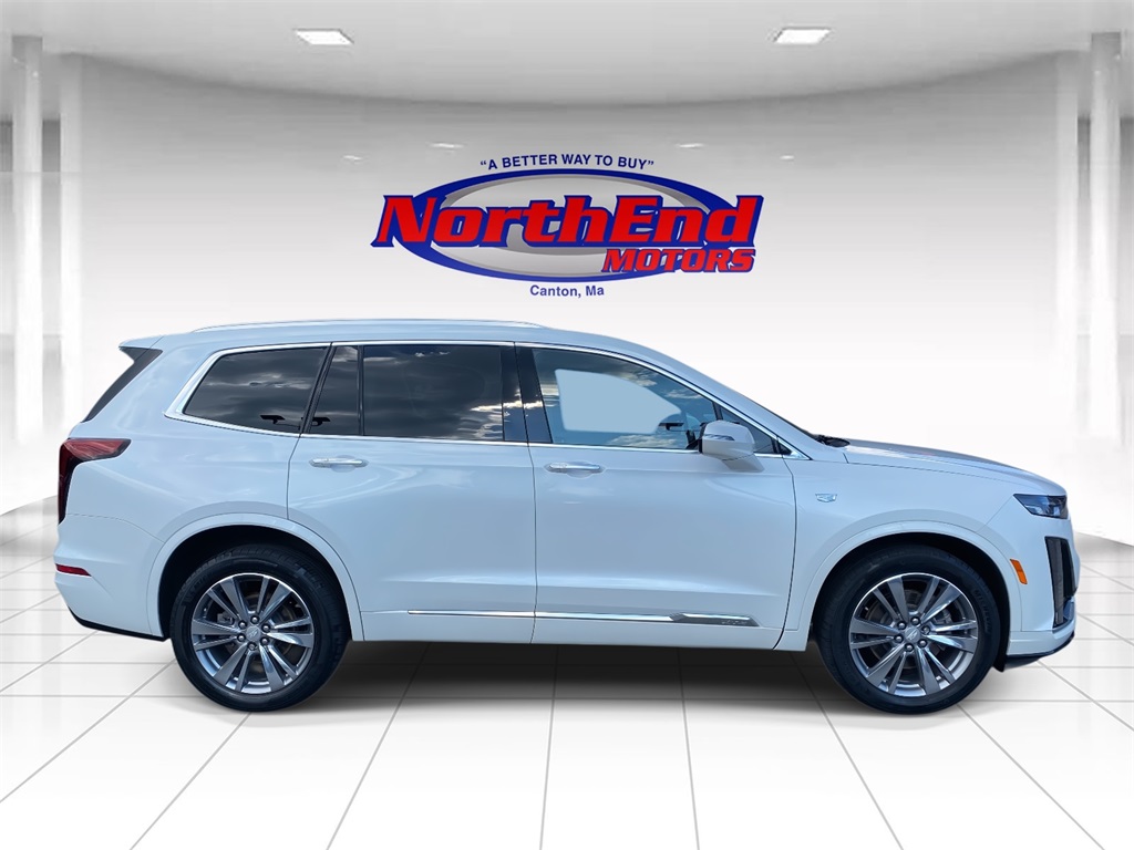 2022 Crystal White Tricoat Cadillac XT6 Premium Luxury AWD SUV