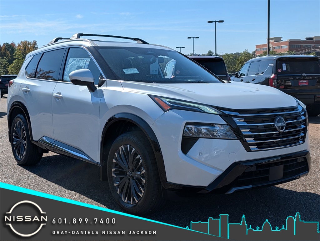 2026 Nissan Rogue Platinum's photo