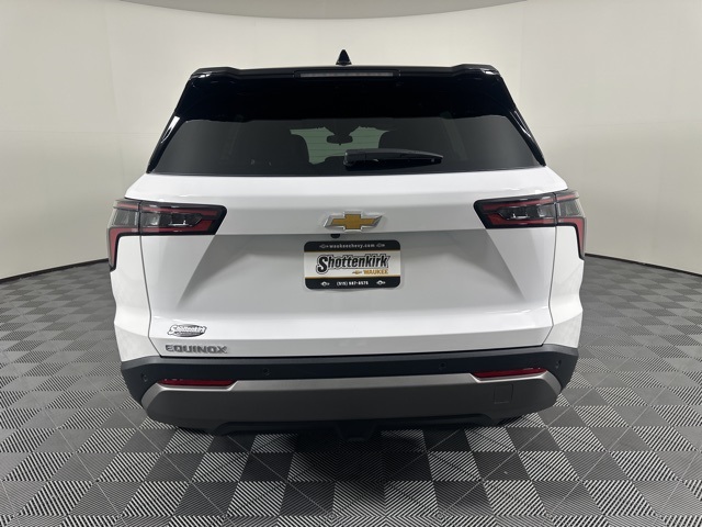 2026 Chevrolet Equinox LT photo 3