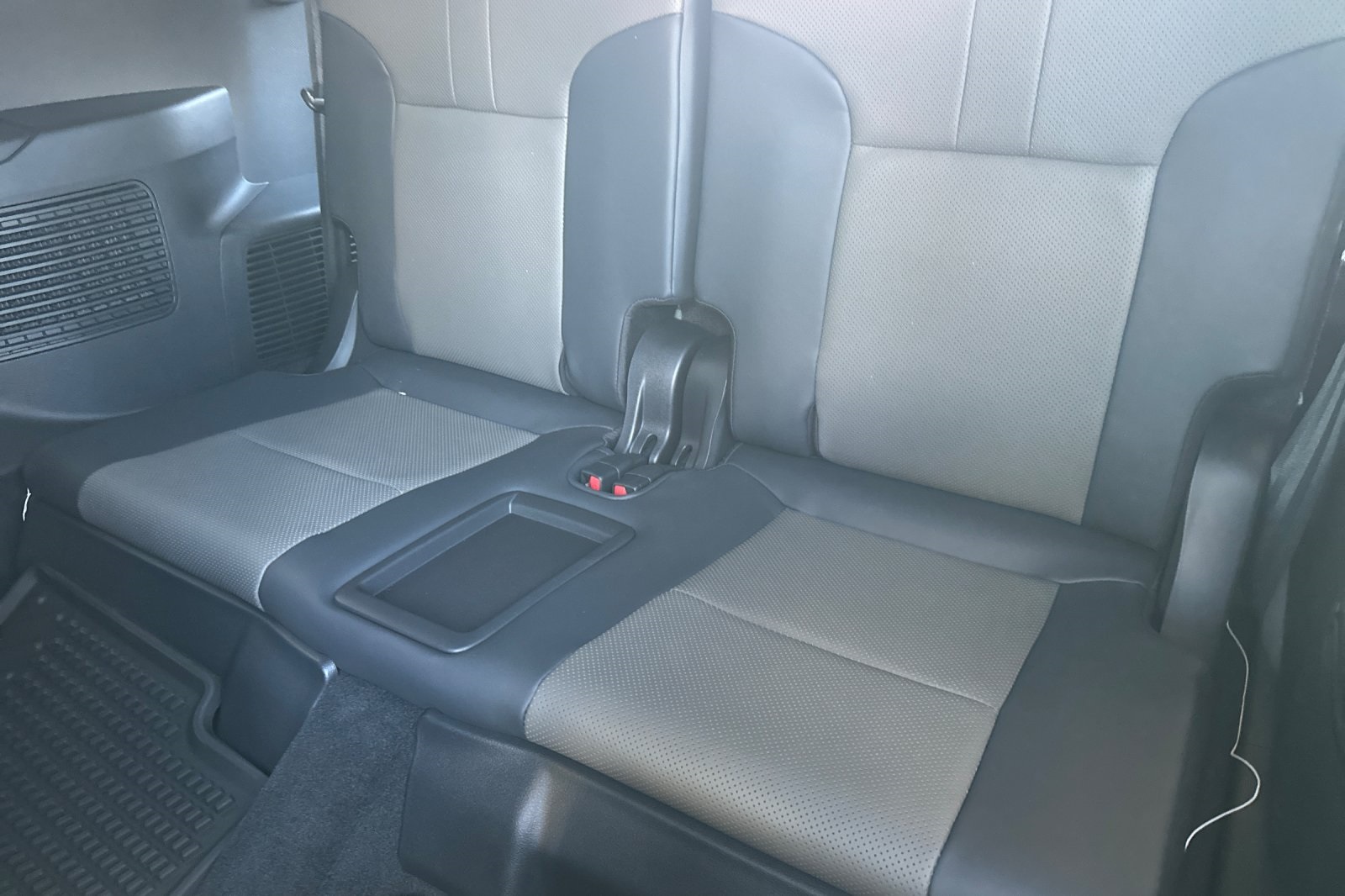 2025 Lexus LX photo 12