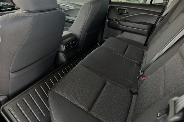 2025 Honda Ridgeline Sport photo 13