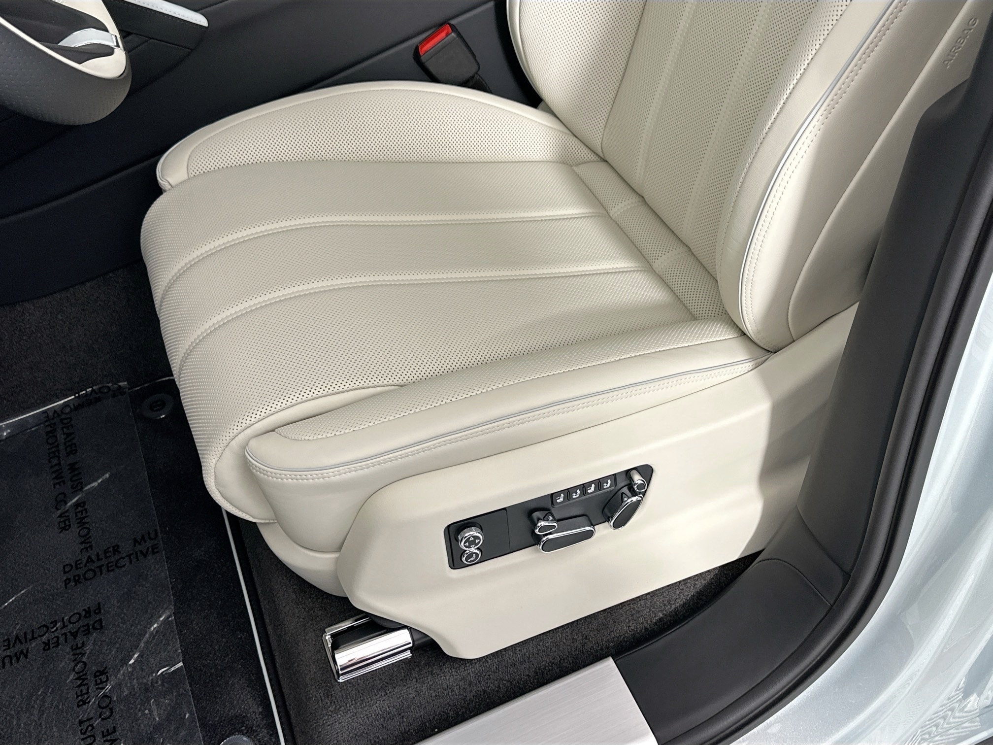 new 2025 Bentley Bentayga EWB car