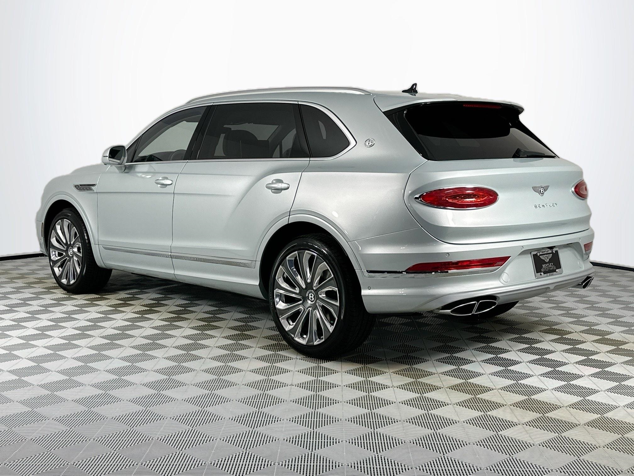 new 2025 Bentley Bentayga EWB car