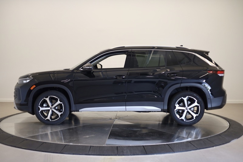 2025 Volkswagen Tiguan SE photo 4