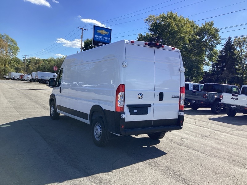 2025 Ram ProMaster 2500 photo 4