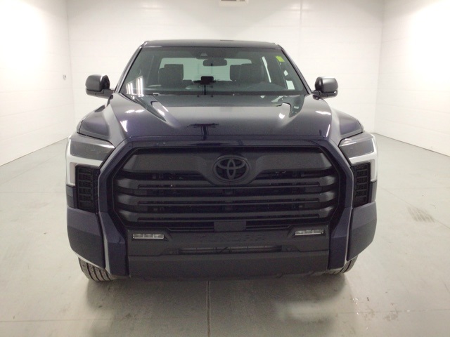 2026 Toyota Tundra SR5 CrewMax photo 2