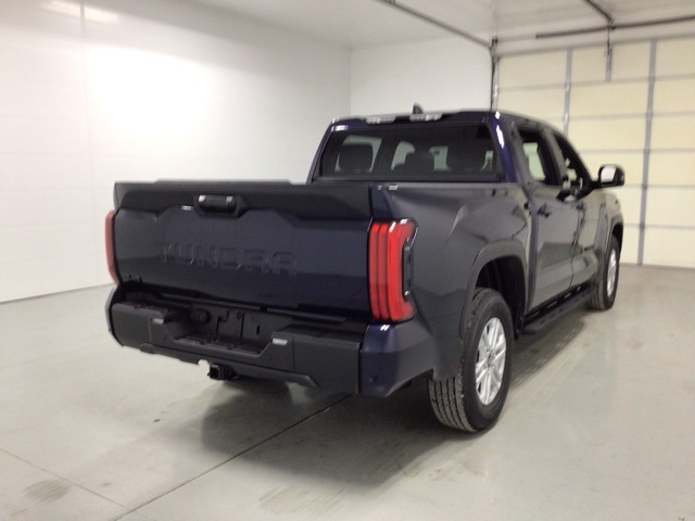 2026 Toyota Tundra SR5 CrewMax photo 4