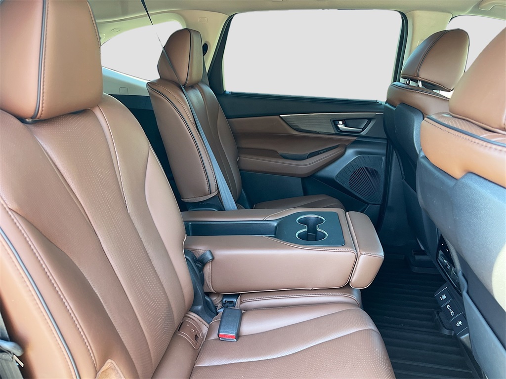 2023 Acura MDX SH-AWD Advance photo 26
