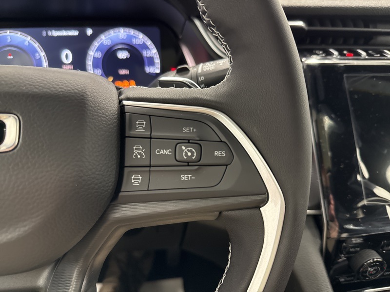 2025 Jeep Grand Cherokee Altitude X photo 27