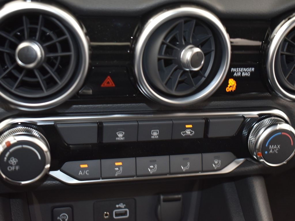 2025 Nissan Sentra S photo 12
