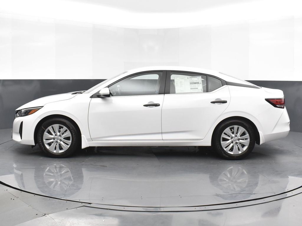 2025 Nissan Sentra S photo 3
