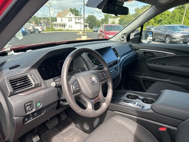 2025 Honda Ridgeline Sport photo 9