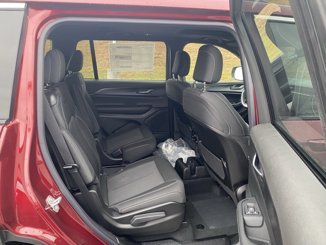 new 2025 Jeep Grand Cherokee L car, priced at $35,492