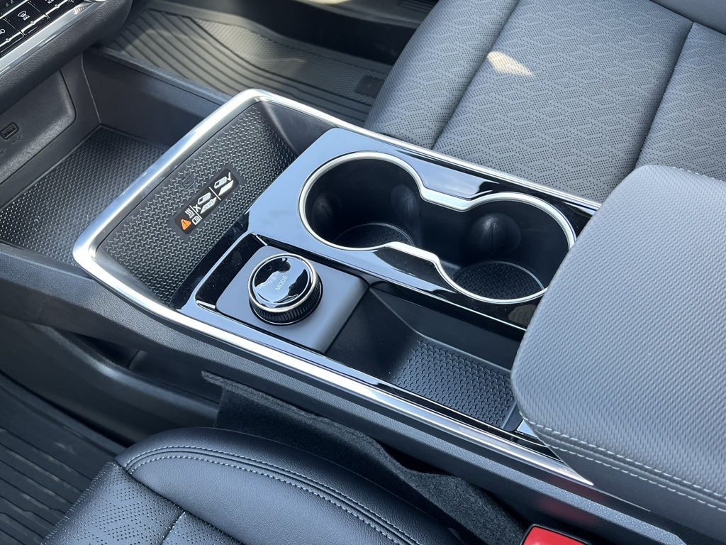 2026 Chevrolet Equinox LT photo 9