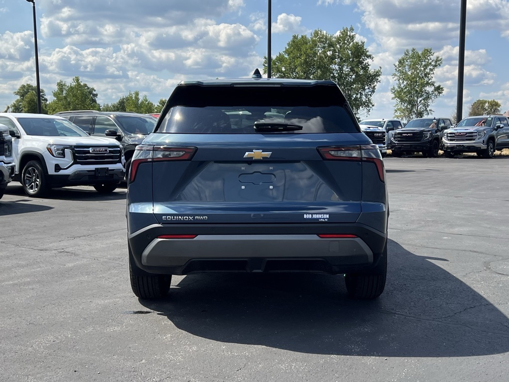 2026 Chevrolet Equinox LT photo 15