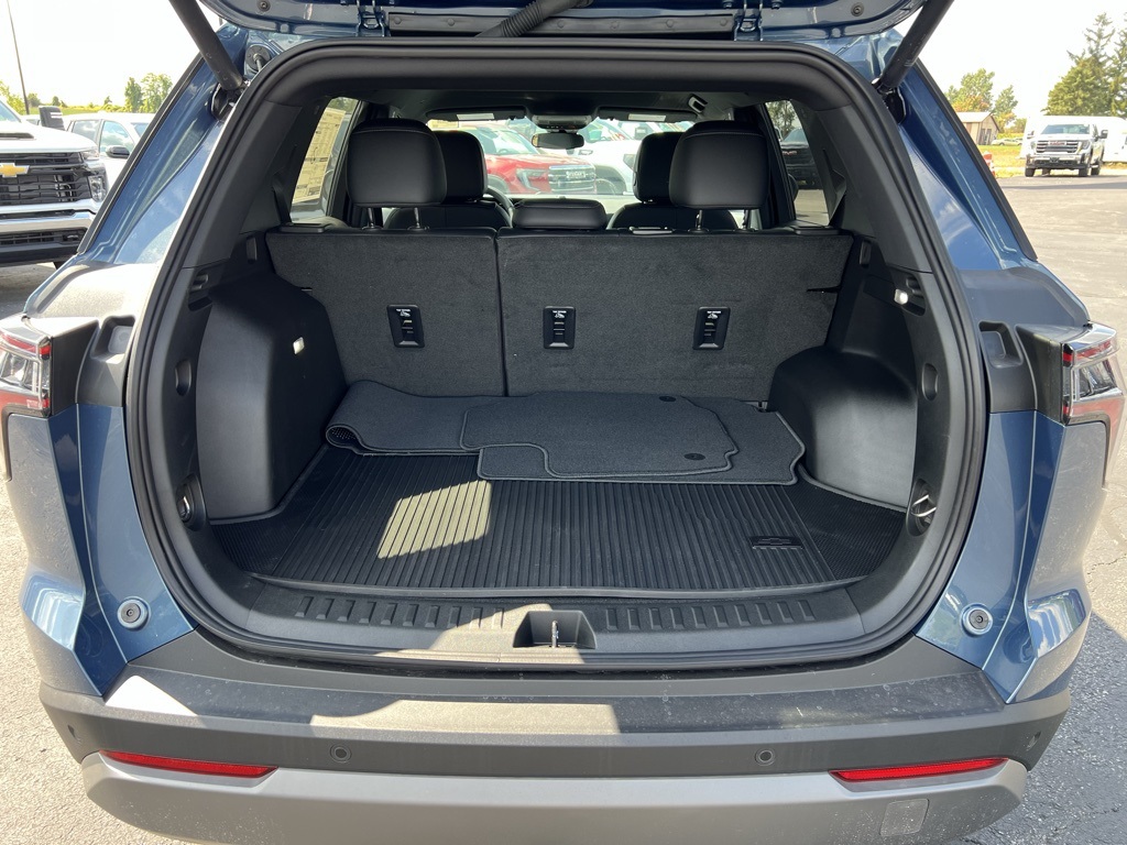 2026 Chevrolet Equinox LT photo 16