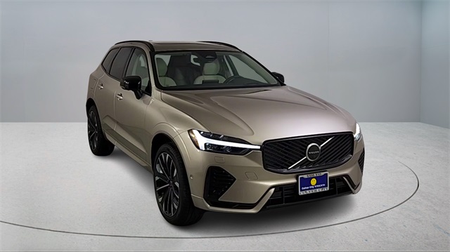 new 2026 Volvo XC60 Plug-In Hybrid car, priced at $75,235