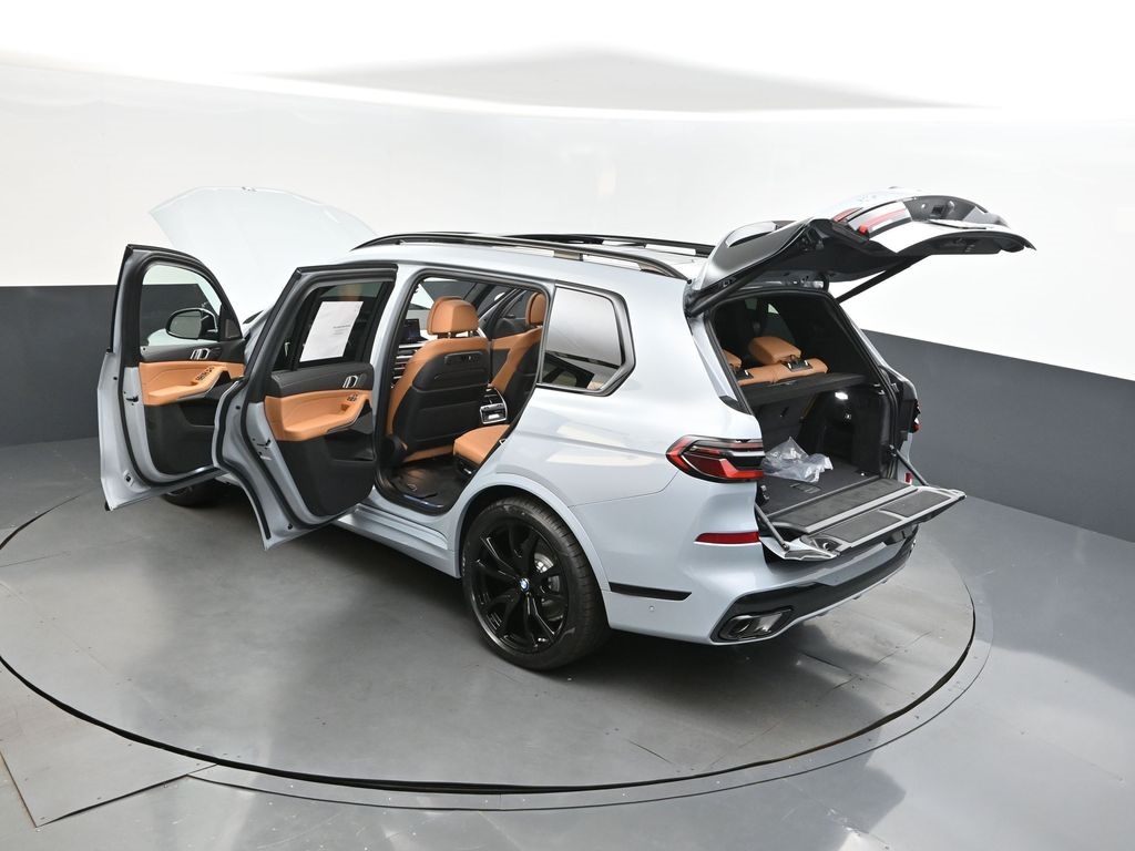 2026 Brooklyn Gray Metallic BMW X7 xDrive40i AWD SUV