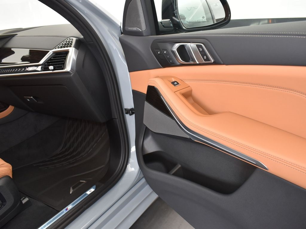 2026 Brooklyn Gray Metallic BMW X7 xDrive40i AWD SUV