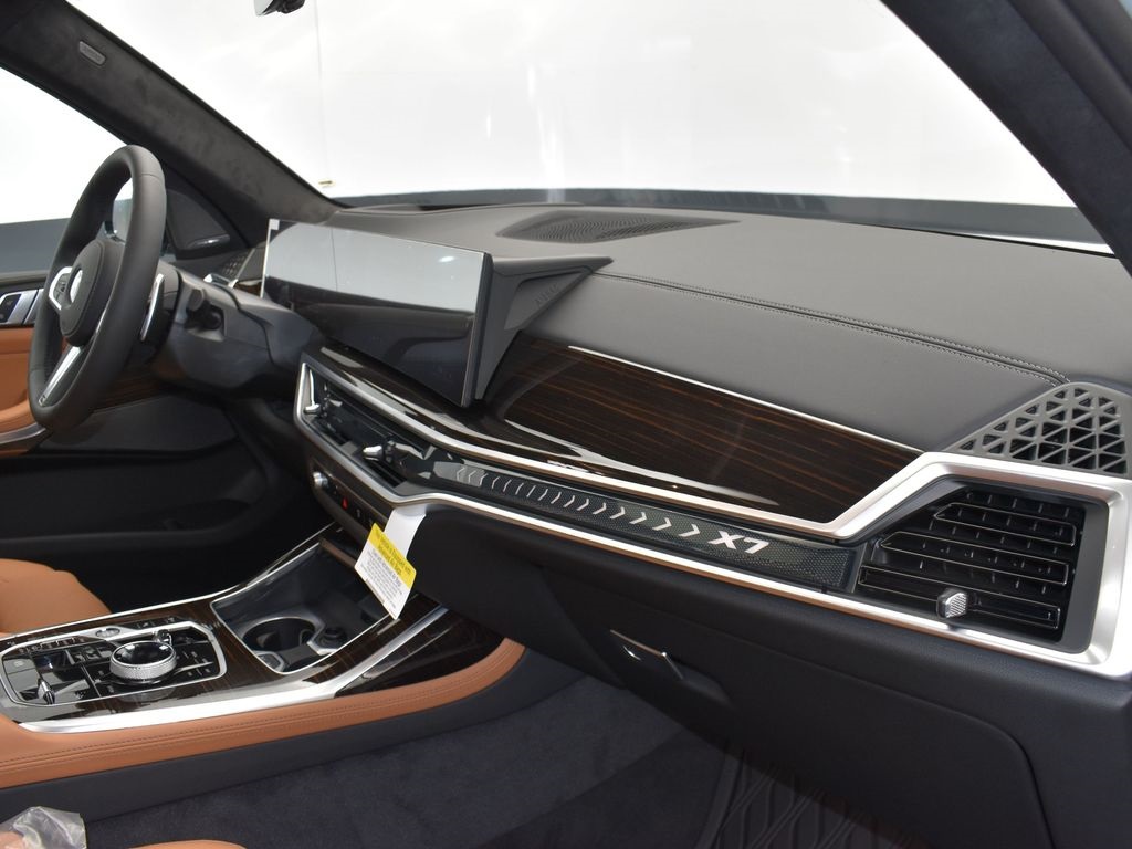 2026 Brooklyn Gray Metallic BMW X7 xDrive40i AWD SUV