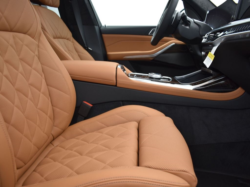 2026 Brooklyn Gray Metallic BMW X7 xDrive40i AWD SUV
