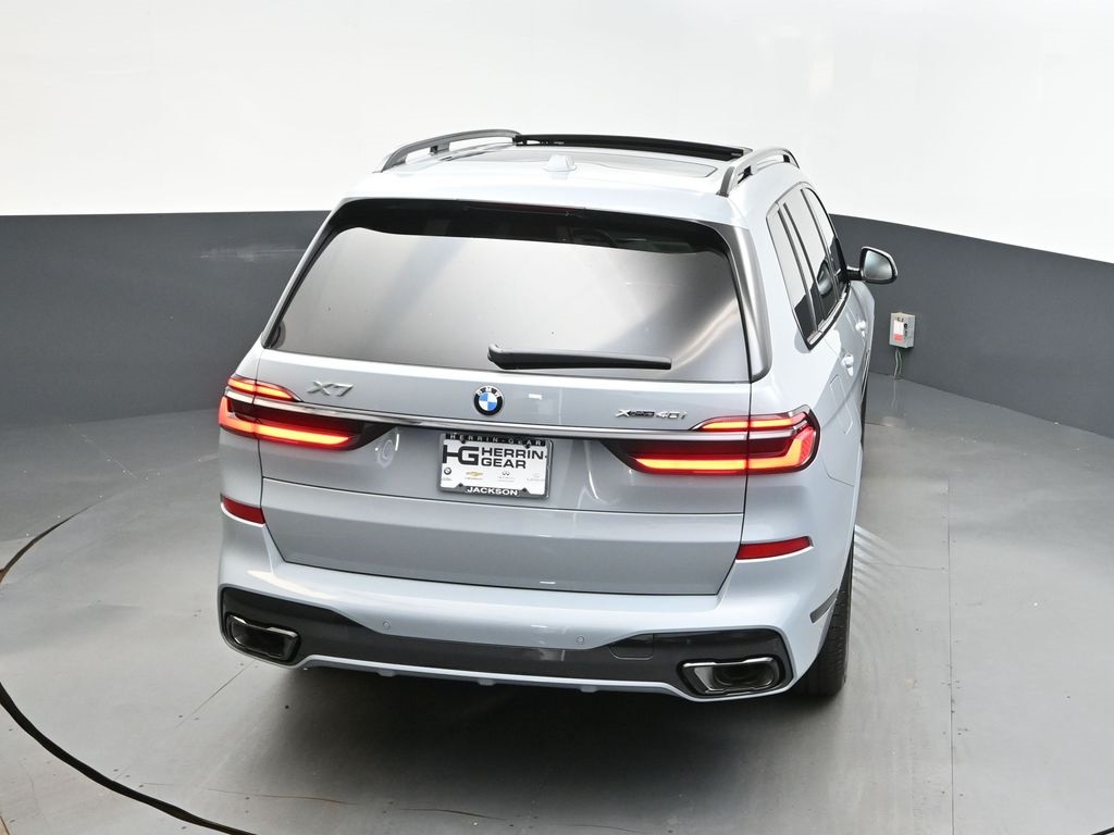 2026 Brooklyn Gray Metallic BMW X7 xDrive40i AWD SUV