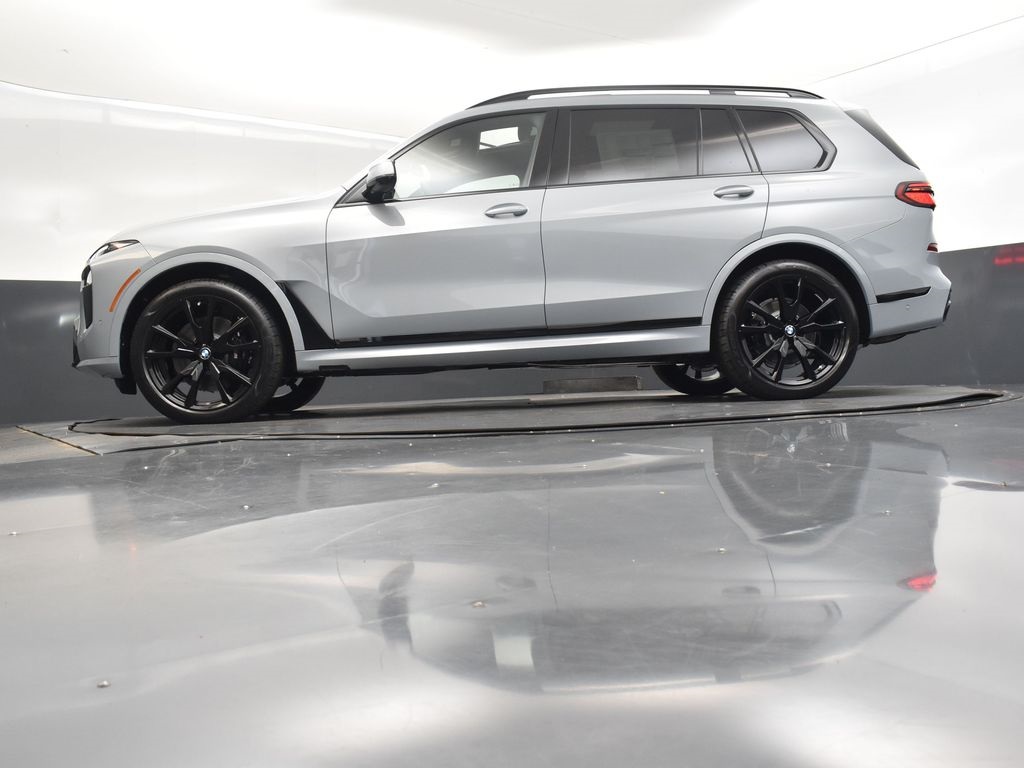 2026 Brooklyn Gray Metallic BMW X7 xDrive40i AWD SUV