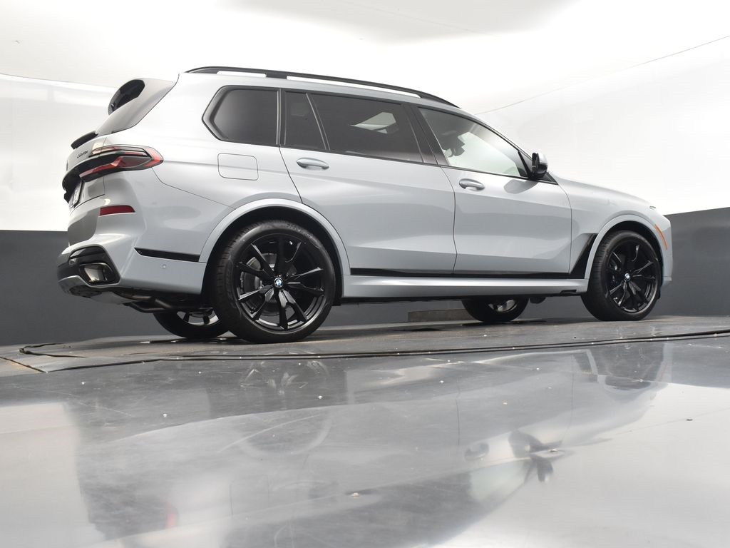 2026 Brooklyn Gray Metallic BMW X7 xDrive40i AWD SUV