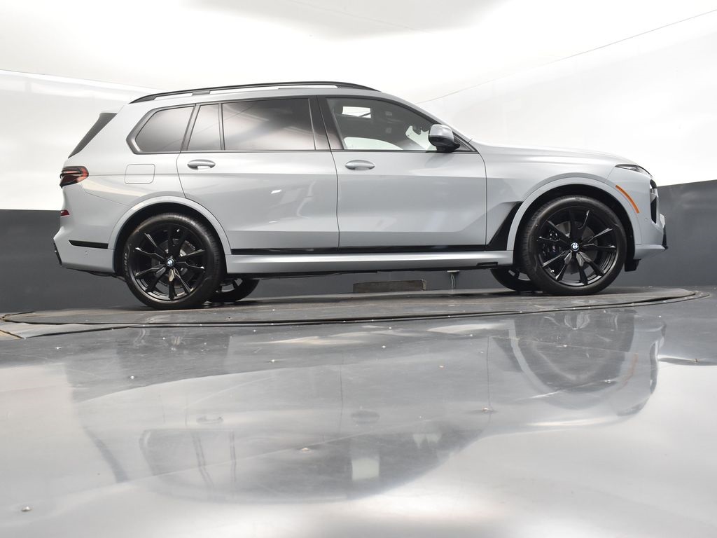 2026 Brooklyn Gray Metallic BMW X7 xDrive40i AWD SUV