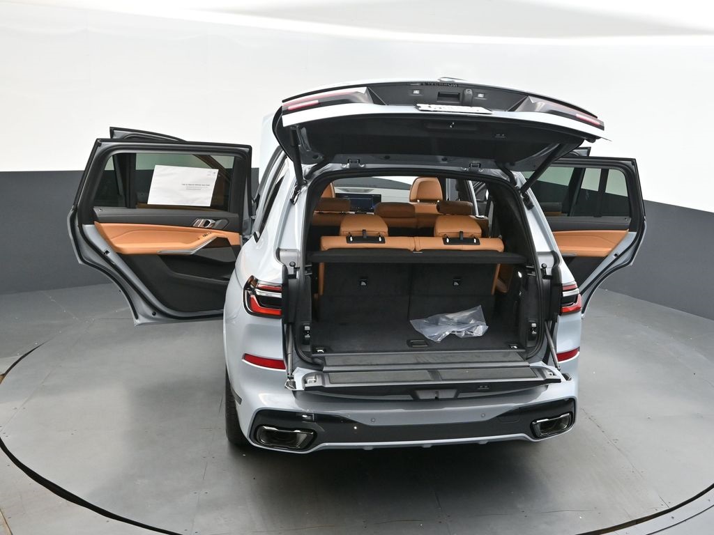 2026 Brooklyn Gray Metallic BMW X7 xDrive40i AWD SUV