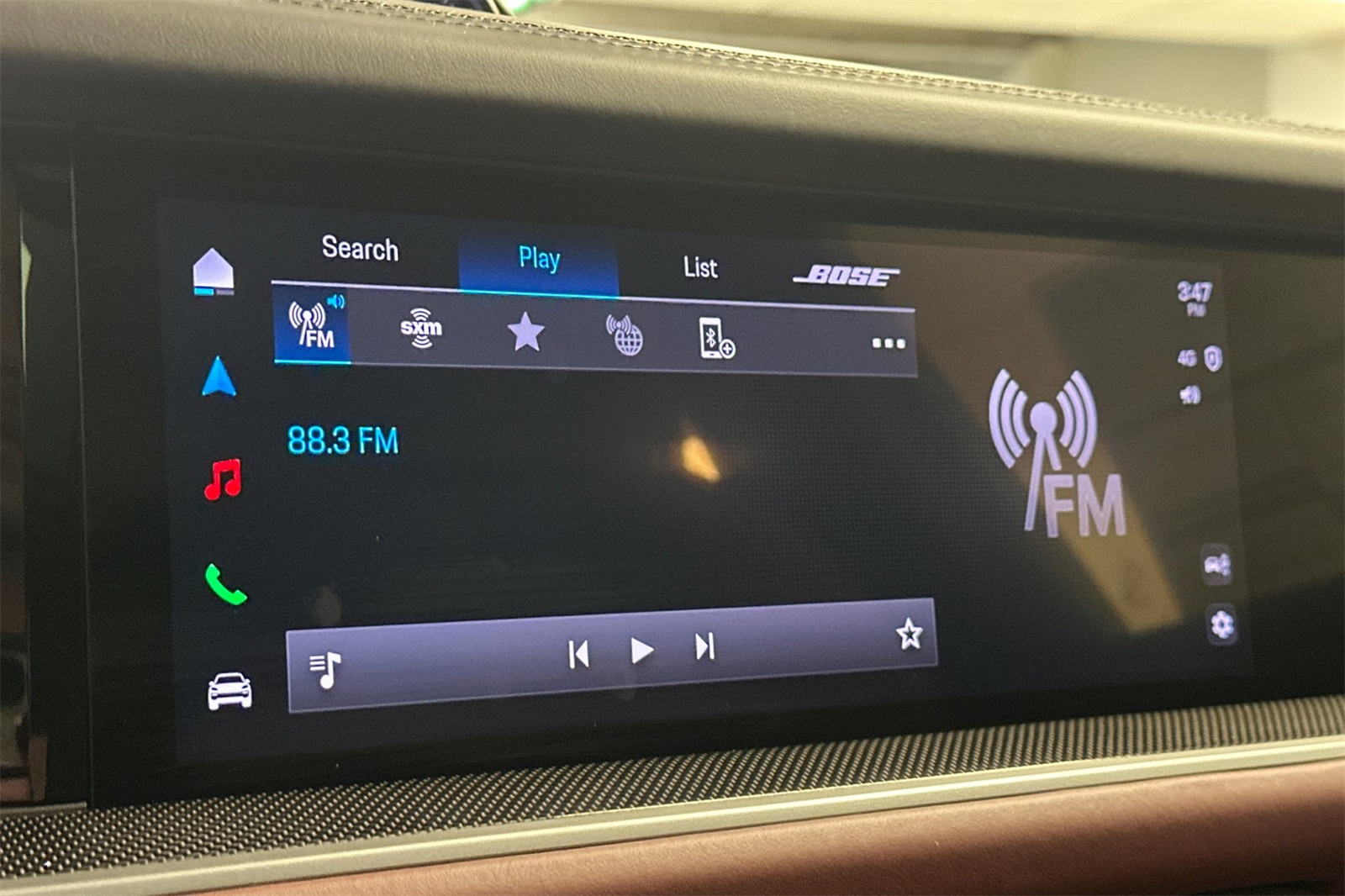 2025 Porsche Cayenne Turbo E-Hybrid photo 18