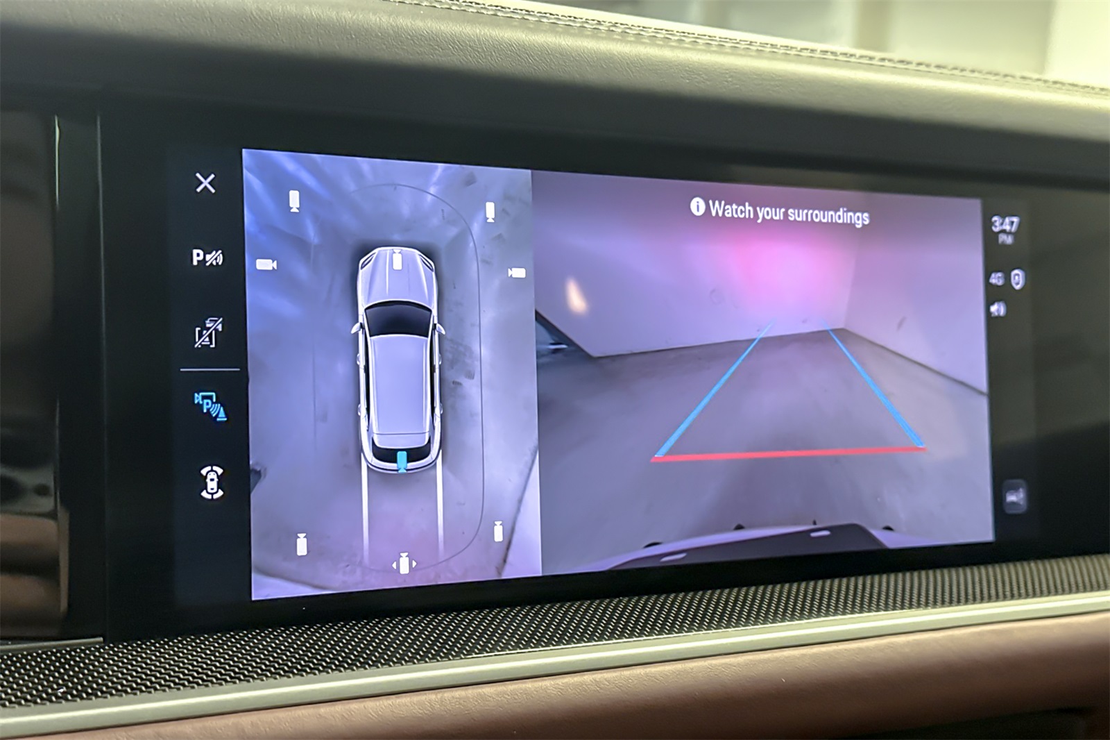 2025 Porsche Cayenne Turbo E-Hybrid photo 19