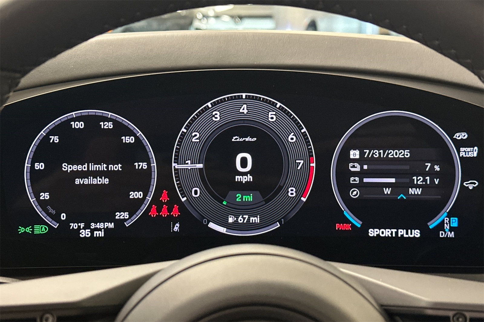 2025 Porsche Cayenne Turbo E-Hybrid photo 24