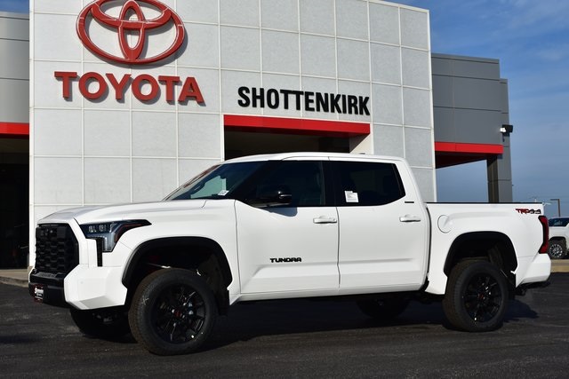 2026 Toyota Tundra Limited's photo