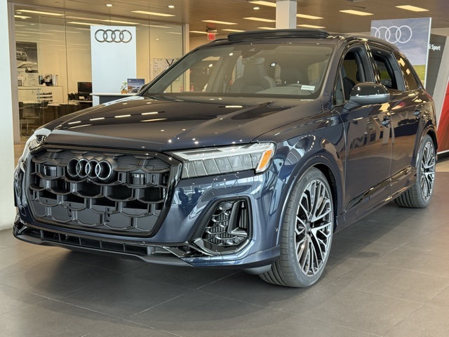 2026 Audi SQ7 4.0T quattro Premium Plus