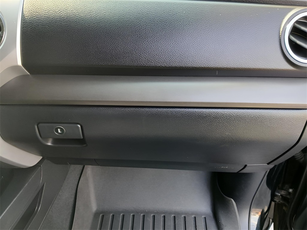 2020 Toyota Tundra SR5 Grade photo 11