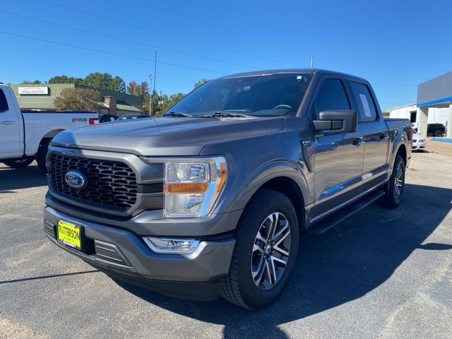 2022 Ford F-150 XL's photo